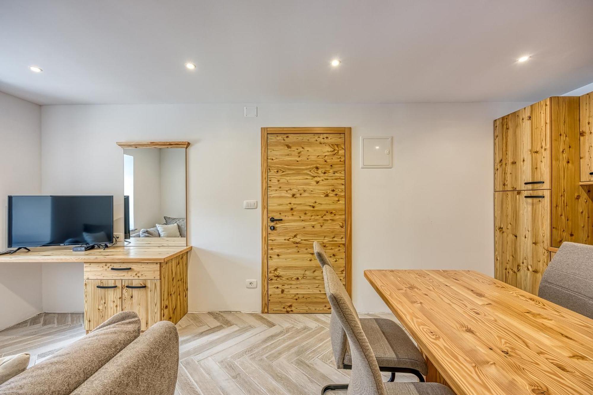 Apartments Viktor Ratece Phòng bức ảnh