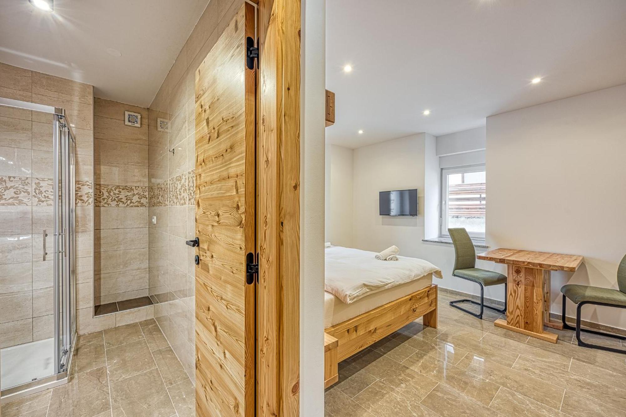 Apartments Viktor Ratece Phòng bức ảnh